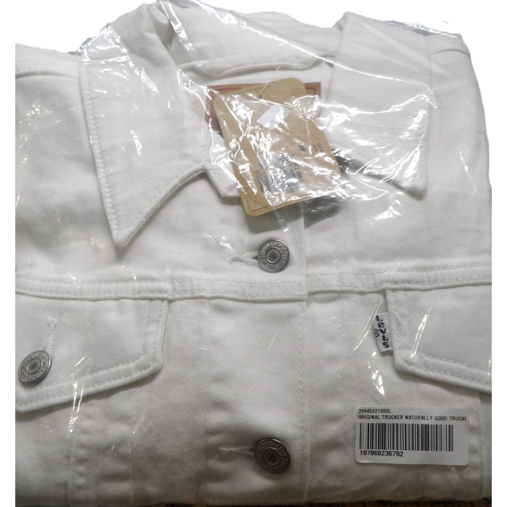 NWT Levi's Original Trucker Jacket Women XL Naturally Good White Denim Button Up